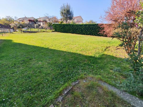 Morancé (69480) À SAISIR – Terrain rare au cœur du charmant village de Morancé !