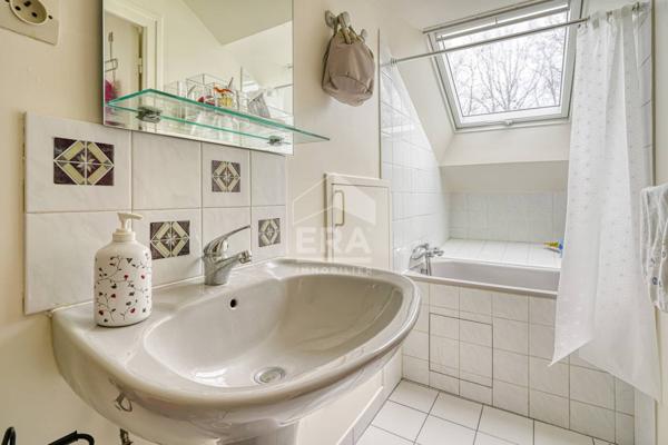 Appartement Emerainville 5 pièces 80.4 m2