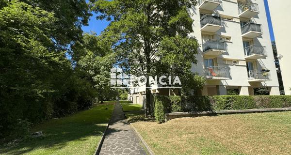 À vendre Appartement 3 pièces 60 m² - Saint-cloud 92210