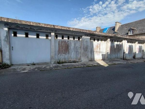 Garage à vendre à Pontivy (56300) dans le Morbihan (56)

À vendre, garage de 20m² situé au co...