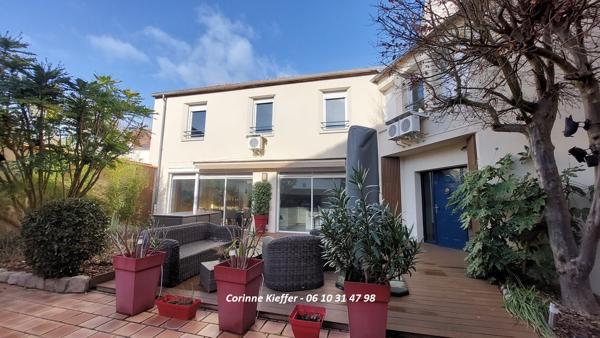 Maison contemporaine à TAVERNY (95150)