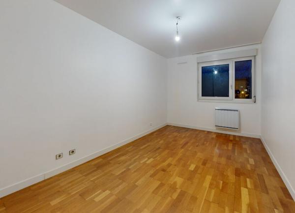 Appartement à louer  3 pièces • 77,20 m2 Lyon 7
