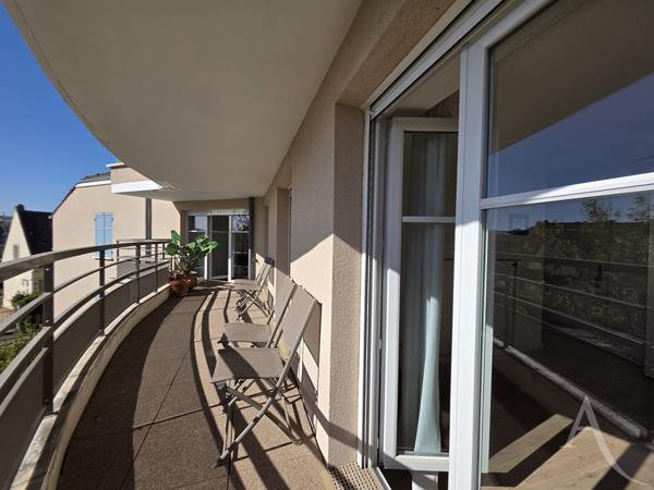 Mantes la Joie - Appartement T4 de 86.01 m² - 3 chambres - parking - proche gare