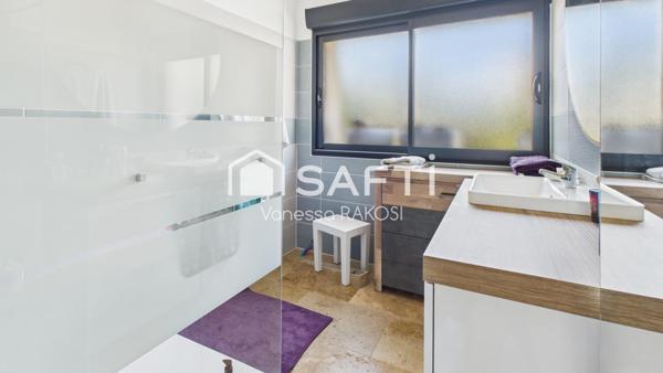 MESCHERS SUR GIRONDE 265 M² AVEC 5000 M² DE TERRAIN PISCINE