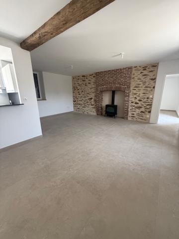 Maison
                                                                                                                                                                                                                                                                                                                        7 pièce(s)                                                                                                                                                                                                          5 chambre(s)                                                                                                                                                                                                          143.98  m²