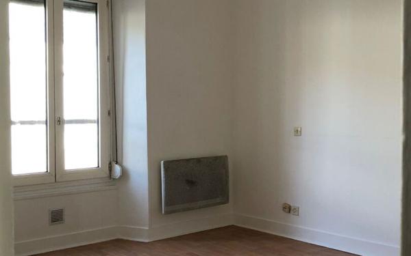 Appartement à louer    2 pièces •  Saint-Pierre-lès-Nemours