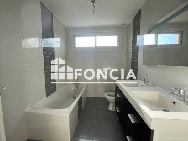 Location Maison 5 pièces 115 m² - 42 RUE MAJESTE Albi 81000