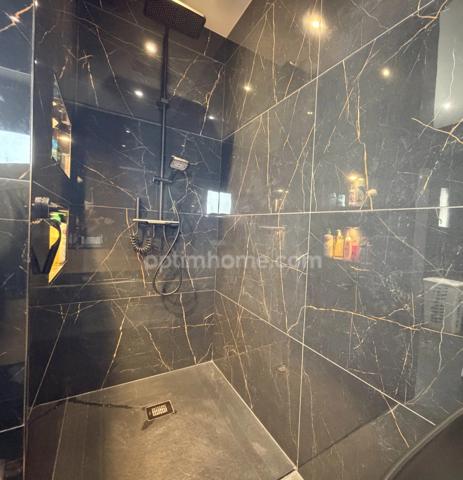 Maison contemporaine de plain-pied 128 m² habitables – DPE A – 3 chambres – Romorantin-Lanthenay (41200)