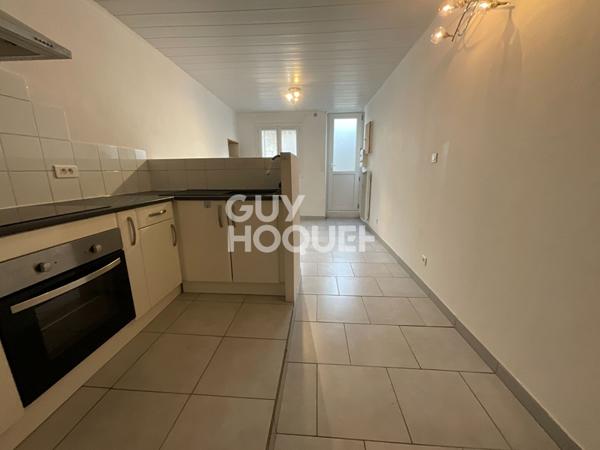Appartement Carpentras 3 pièces 50 m² avec cave privative et Cour commune