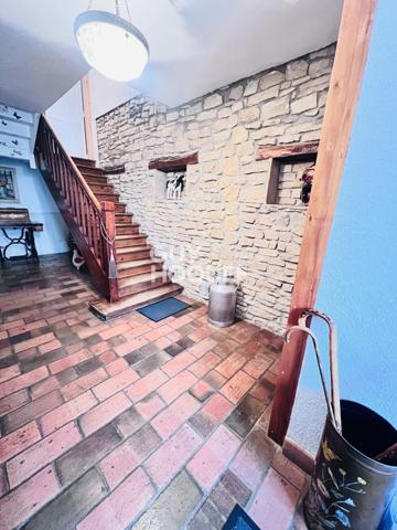 MAISON À VENDRE DE 10 PIÈCES DE 215,00 M²