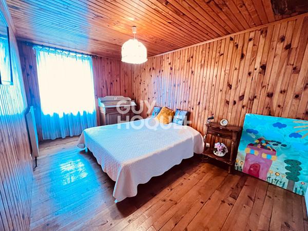 MAISON À VENDRE DE 10 PIÈCES DE 215,00 M²