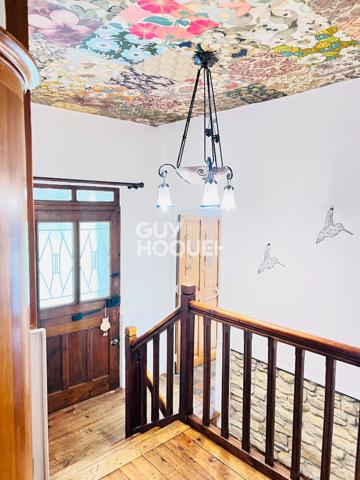 MAISON À VENDRE DE 10 PIÈCES DE 215,00 M²