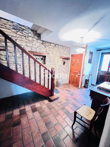 MAISON À VENDRE DE 10 PIÈCES DE 215,00 M²