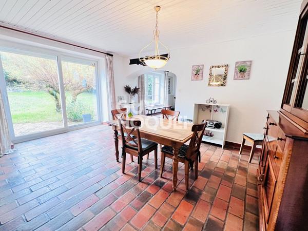 MAISON À VENDRE DE 10 PIÈCES DE 215,00 M²