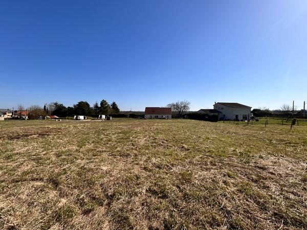 Terrain à bâtir Bellevigne En Layon 1678 m2