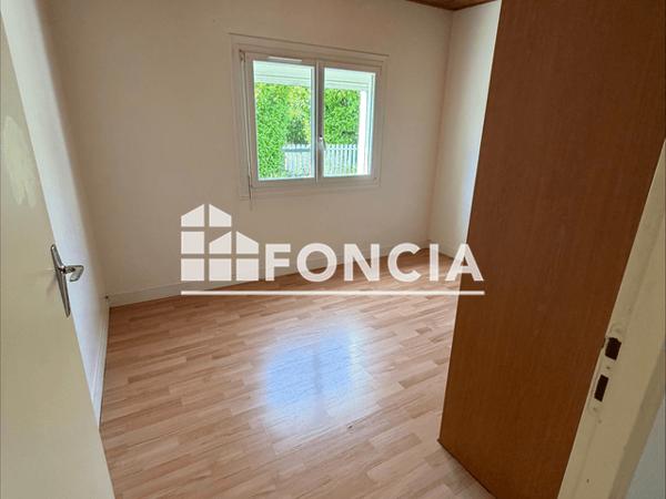 Location Appartement 2 pièces 49.92 m² - 32 RUE JULES VERNES Challans 85300