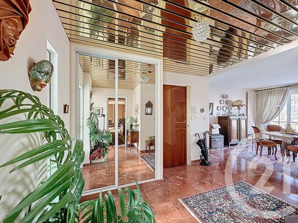 Appartement F5 à vendre  6 pièces - 145,99 m2 TROYES - 10