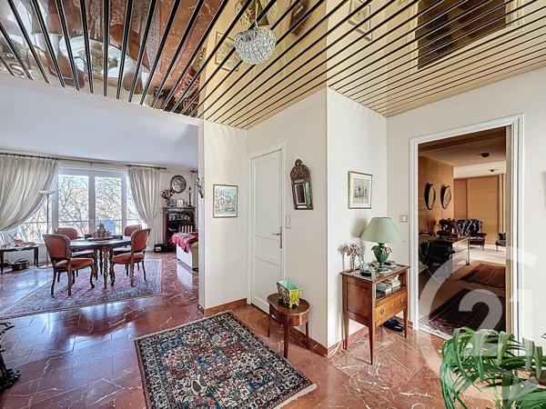 Appartement F5 à vendre  6 pièces - 145,99 m2 TROYES - 10