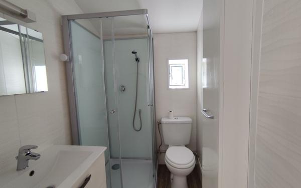 Maison à vendre    2 pièces •  Miribel