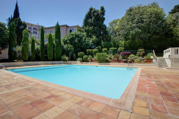 Appartement Cannes 3 pièces 67 m2 avec Terrasse et Garage - Résidence de Prestige, Cannes Petit Juas