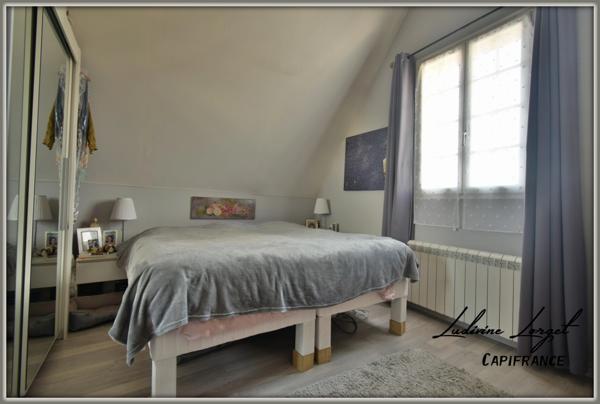 Maison traditionnelle de 1988 à vendre à 10min de VILLERS-COTTERETS (02) 20min de SOISSONS-6 pièces- 146 m² vivable de plain-pied- 4 chambres- Mezzanine–Sous-sol total -piscine – Abris -Terrain 5859m2