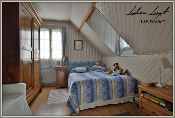 Maison traditionnelle de 1988 à vendre à 10min de VILLERS-COTTERETS (02) 20min de SOISSONS-6 pièces- 146 m² vivable de plain-pied- 4 chambres- Mezzanine–Sous-sol total -piscine – Abris -Terrain 5859m2