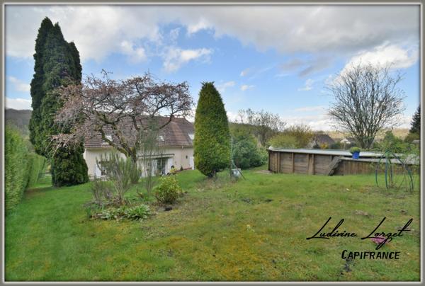 Maison traditionnelle de 1988 à vendre à 10min de VILLERS-COTTERETS (02) 20min de SOISSONS-6 pièces- 146 m² vivable de plain-pied- 4 chambres- Mezzanine–Sous-sol total -piscine – Abris -Terrain 5859m2