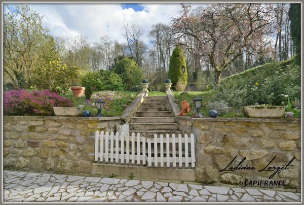 Maison traditionnelle de 1988 à vendre à 10min de VILLERS-COTTERETS (02) 20min de SOISSONS-6 pièces- 146 m² vivable de plain-pied- 4 chambres- Mezzanine–Sous-sol total -piscine – Abris -Terrain 5859m2