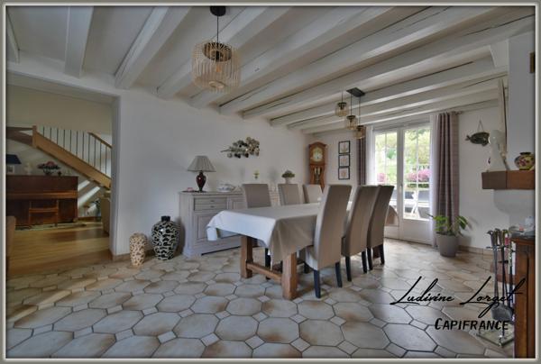 Maison traditionnelle de 1988 à vendre à 10min de VILLERS-COTTERETS (02) 20min de SOISSONS-6 pièces- 146 m² vivable de plain-pied- 4 chambres- Mezzanine–Sous-sol total -piscine – Abris -Terrain 5859m2