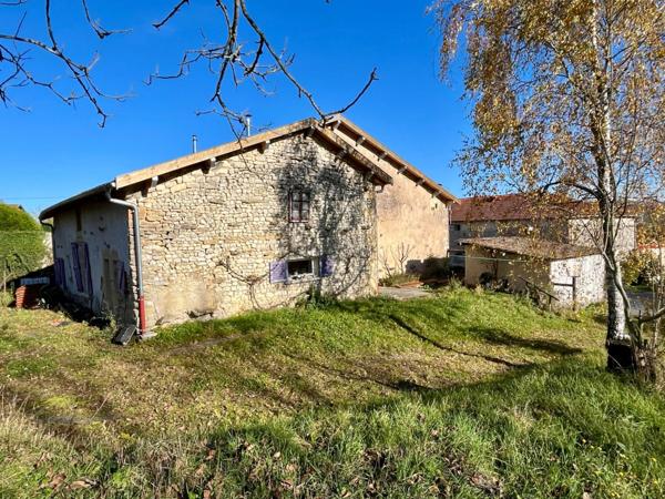 Amoureux de vieilles pierres! Cette maison est faite pour vous!