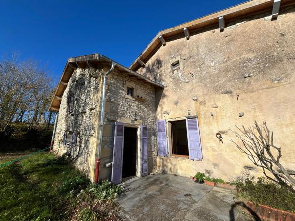 Amoureux de vieilles pierres! Cette maison est faite pour vous!