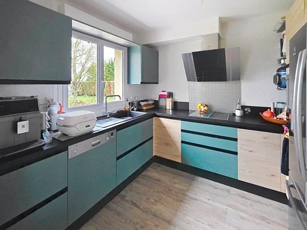 Maison vivable plain pied, village Bord de Seine