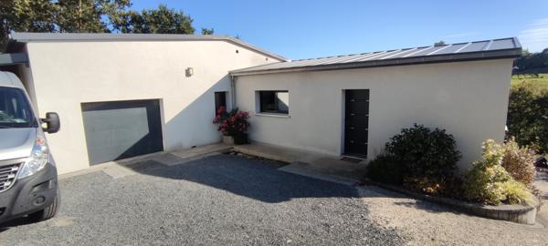 Maison
         4 pièces
        - 124 m² 369 000 € *
