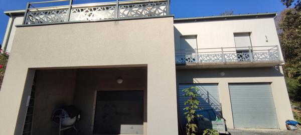Maison
         4 pièces
        - 124 m² 369 000 € *