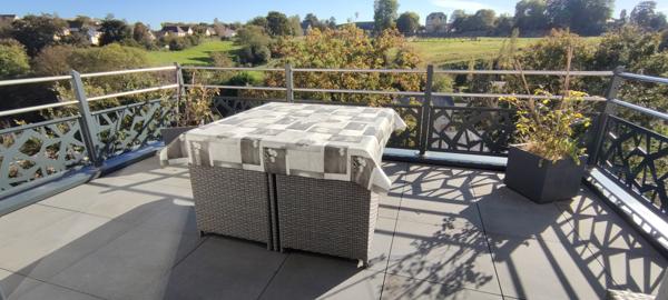 Maison
         4 pièces
        - 124 m² 369 000 € *
