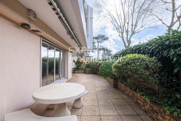 Saint-Cloud (92210) SAINT-CLOUD - HIPPODROME - APPARTEMENT 4 PIÈCES LUMINEUX AVEC 2 TERRASSES DE PLAIN-PIED