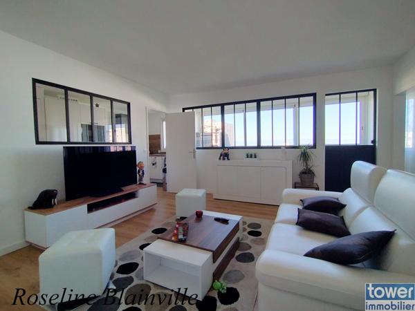 Appartement lumineux – 5ème étage – Au calme – À 10 minutes du Marché Central – Royan (17200)