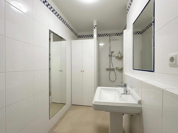 Appartement Paris 4 pièce(s) 80 m2