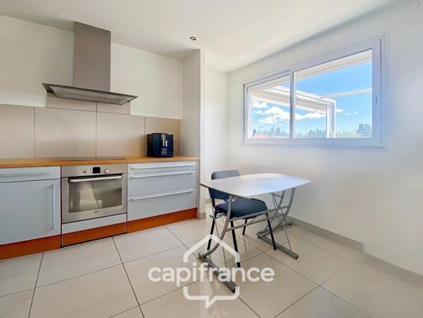 Murs, local d'activité et bureaux à vendre LE SOLER (66) - 792 m² environ