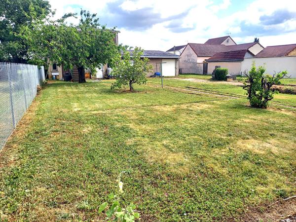 Maison à CHAMPFORGEUIL