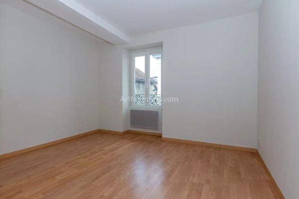 Vente Appartement 3 pièces 75 m2 à Les Avenières Veyrins-Thuellin