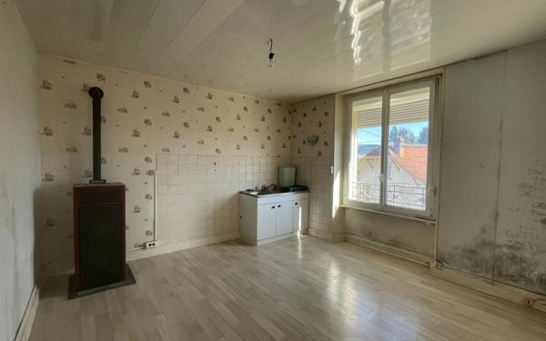 Maison à vendre    3 pièces •  Bruyères