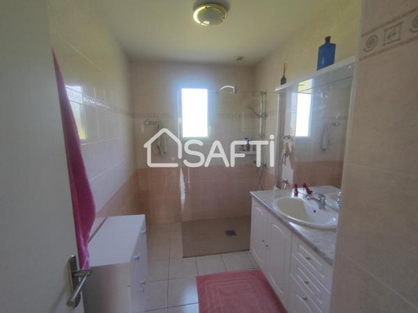 Au calme, grand jardin, 4 chambres