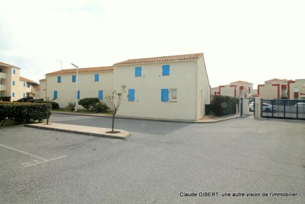 Frontignan (34110) Maison de plage en R+1 avec terrasse carrelée à 50 mètres de la mer à Frontignan-Plage
