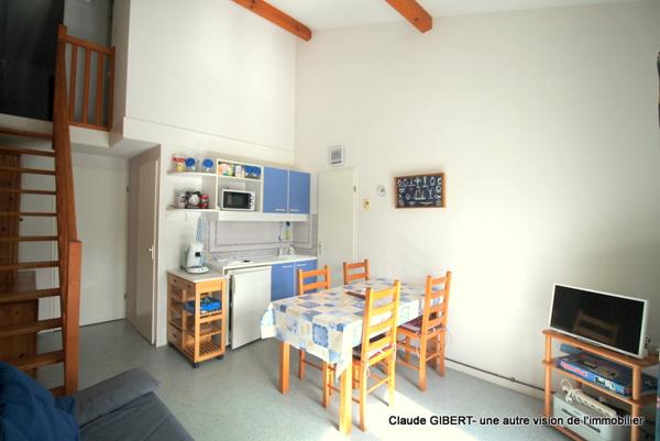 Frontignan (34110) Maison de plage en R+1 avec terrasse carrelée à 50 mètres de la mer à Frontignan-Plage