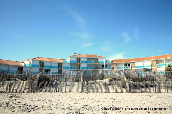 Frontignan (34110) Maison de plage en R+1 avec terrasse carrelée à 50 mètres de la mer à Frontignan-Plage