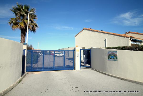 Frontignan (34110) Maison de plage en R+1 avec terrasse carrelée à 50 mètres de la mer à Frontignan-Plage