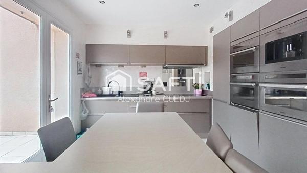 Grande maison individuelle de 200 m² avec terrain de 1000 m²