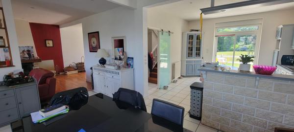 Maison à Ploudaniel, 29260 - 4 pièces 180m²