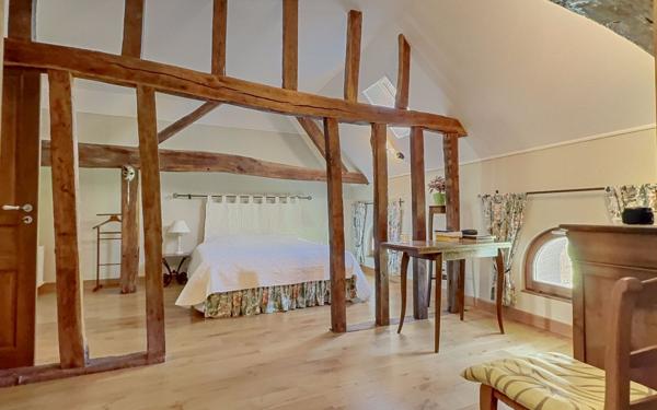 Maison à vendre    8 pièces • 286 m2 Esbarres